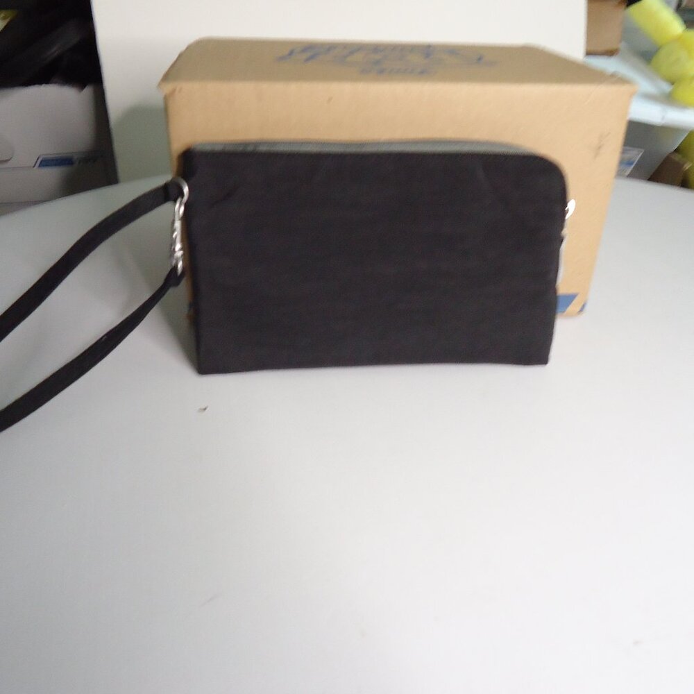 Vera Bradley All-in-One Crossbody Wallet Black Quilted Cotton Organizer No Strap